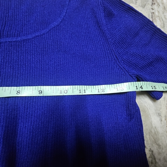 Jones New York Royal Blue Ribbed Short Sleeve Sweater Top – Size S - Picture 5 of 8